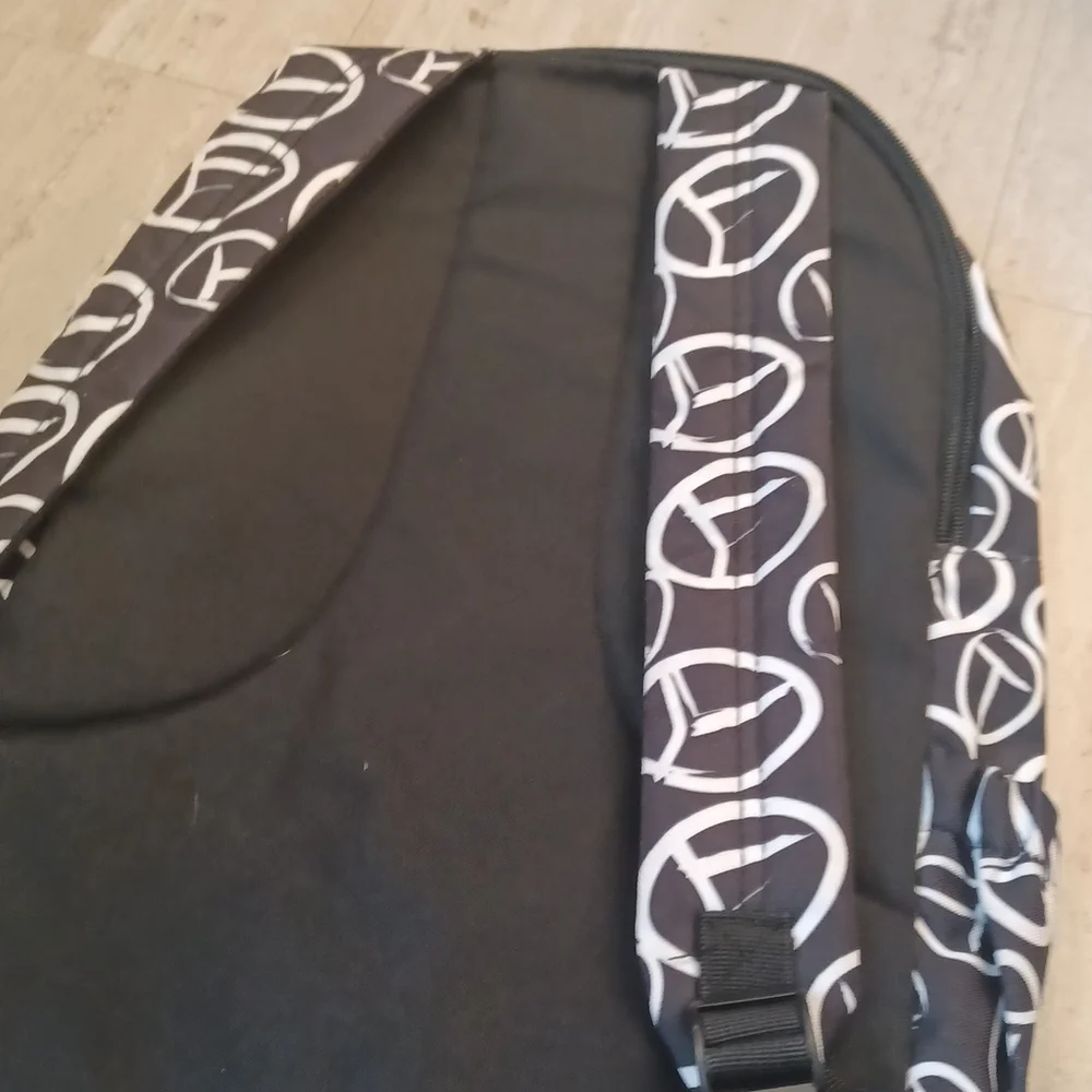 FUL Backpack - Picture 8 of 8